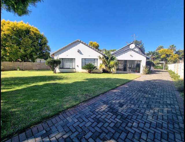 3 BEDROOM HOUSE FOR SALE IN ARCON PARK